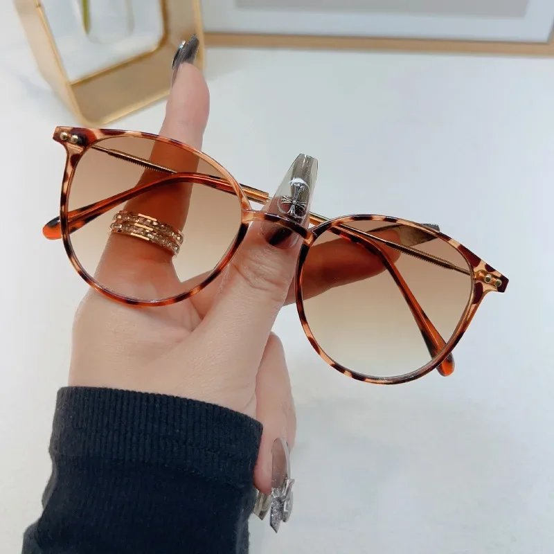 Yeni Model, Vintage Tarzı Güne - Uv Resin incelemesi ve fiyatı